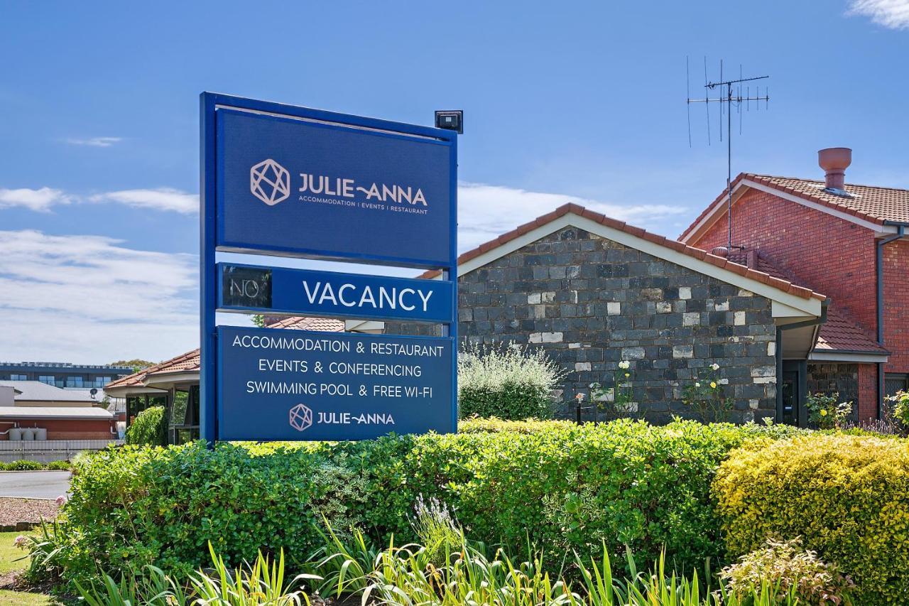Julie-Anna, Bendigo Motel ภายนอก รูปภาพ