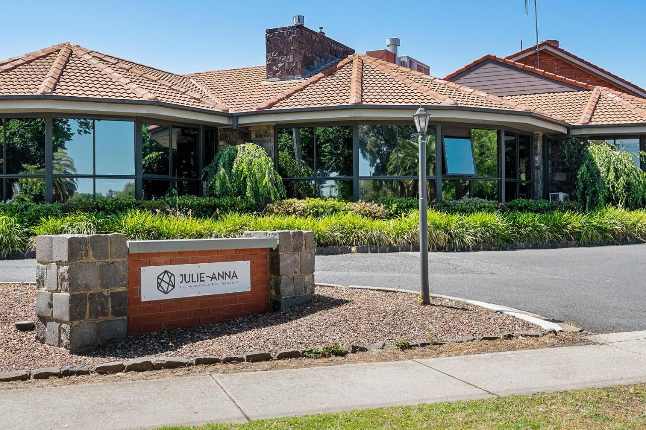 Julie-Anna, Bendigo Motel ภายนอก รูปภาพ